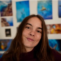 Tifany Koniezna, autrice du livre Dans la peau d'une orque aux CNRS Éditions